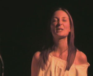 Eilin O'Dea as Molly Bloom
